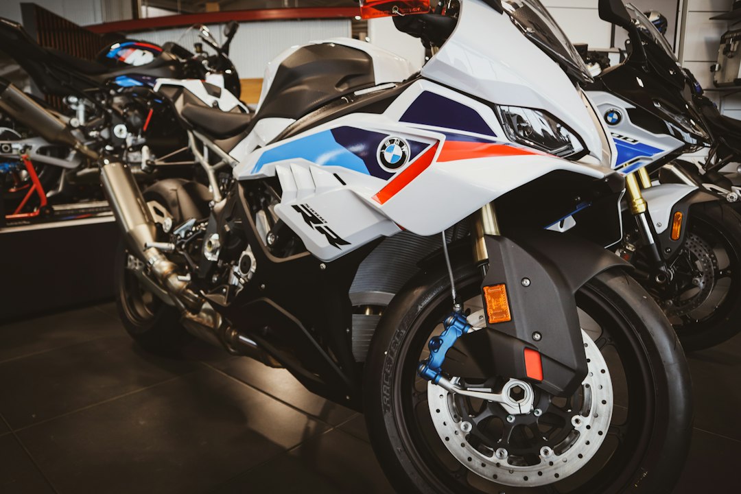 Premium Motorcycles Surge 22% in Indian Market Shift