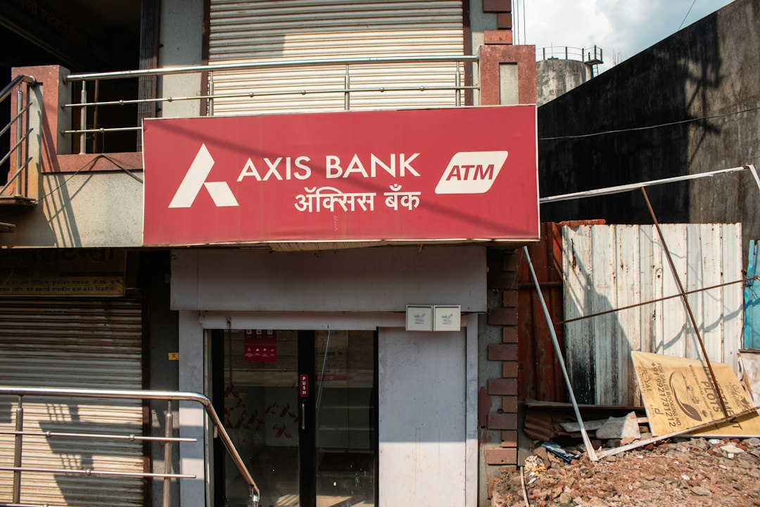 Axis Bank to Double Data Center Loans, Riding on India’s AI Push
