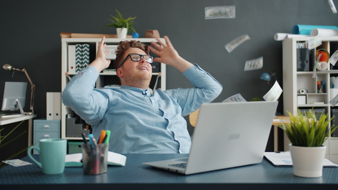 33 Business and Life Laws from The Diary of a CEO