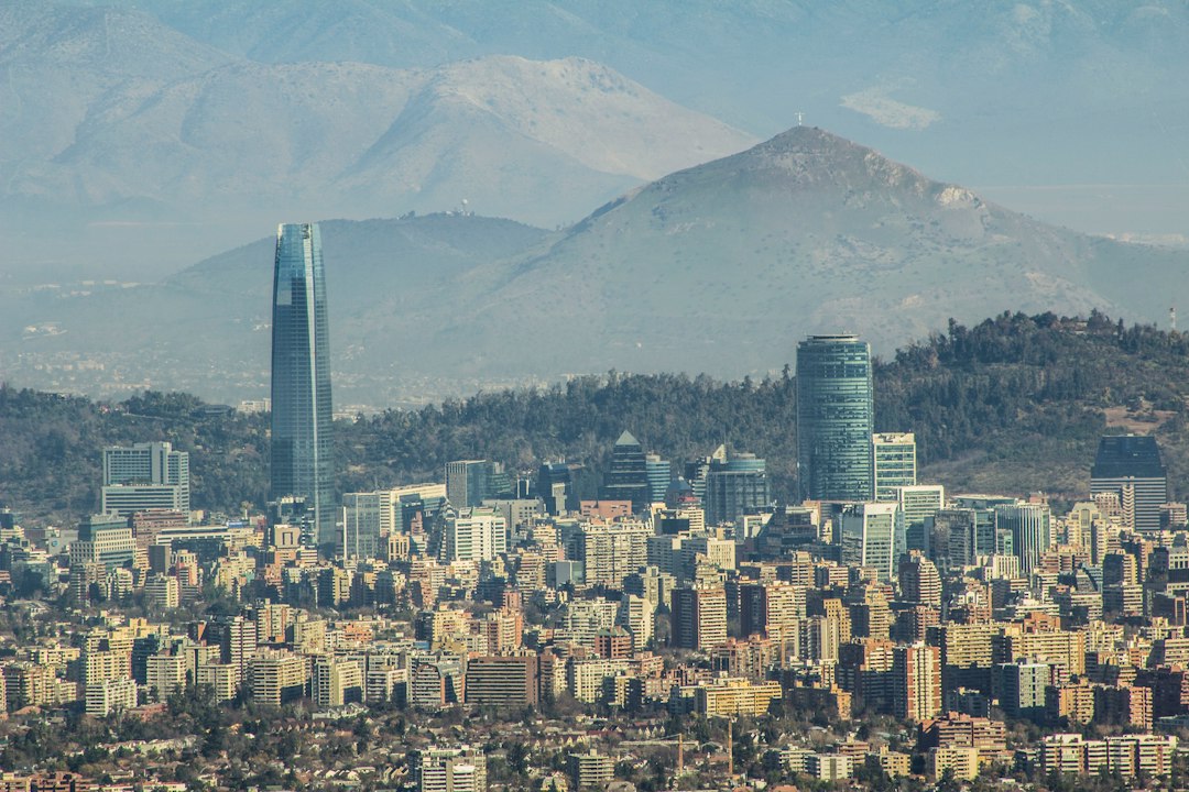 Chile’s Kast Rolls Out Jobs Plan as Weak Economy Saps Approval