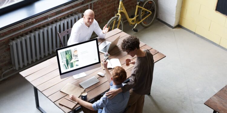 AI‑driven surge reshapes global entrepreneurship