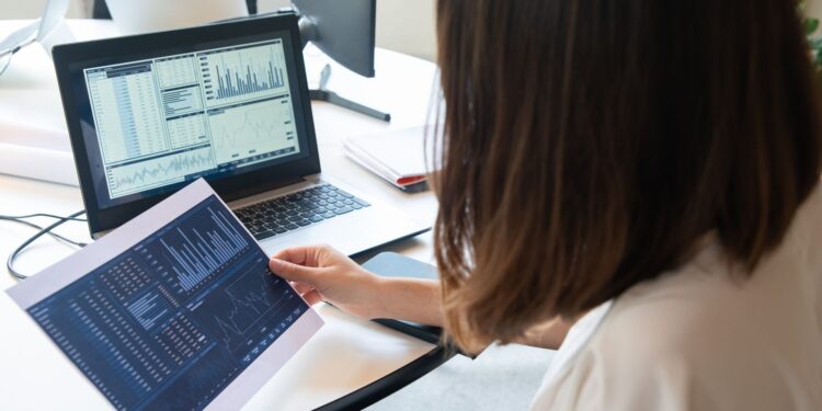 Career guidance sector realigns around AI and equity