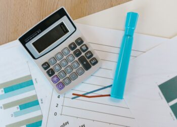 Data‑Driven Raise Negotiations Redefine Career Capital