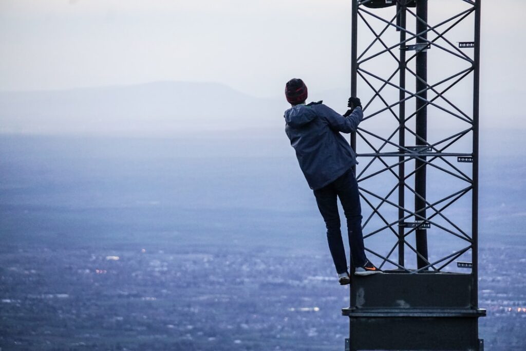 Data‑driven raise negotiations reshape career capital