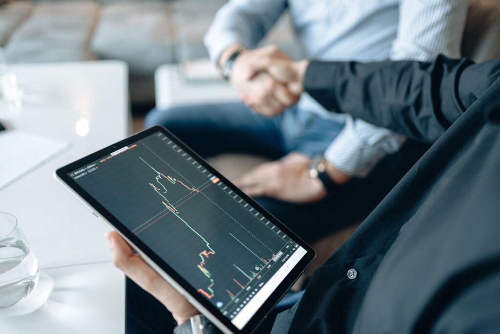 Data‑Driven Tactics Redefine Raise Negotiations