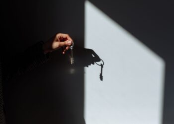 Executive skills that trigger counter‑offers
