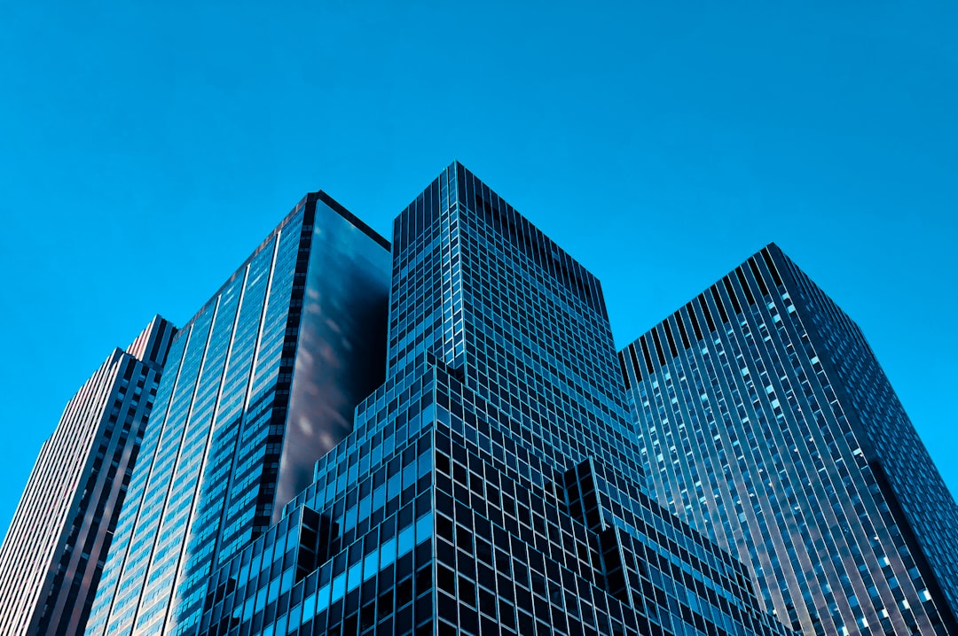 Corporate Treasurers Adjust Strategies as Interest Rates Rise