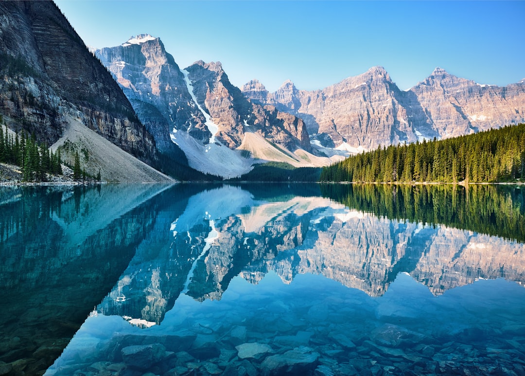 Canada's Investment Opportunities in Data Centers, Mining, and LNG