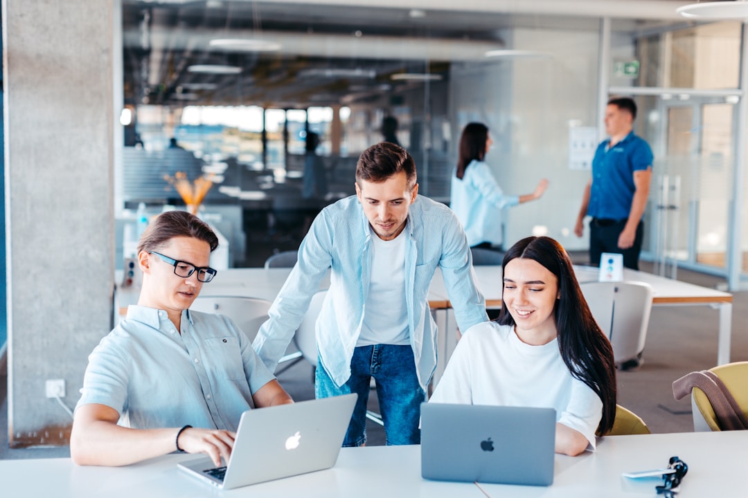 Young Professionals Secure Jobs Through LinkedIn Networking