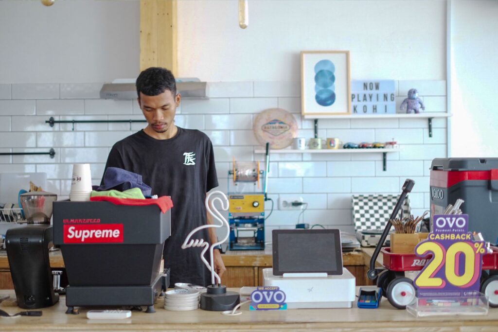 Strategic skills convert job offers into counter‑offers