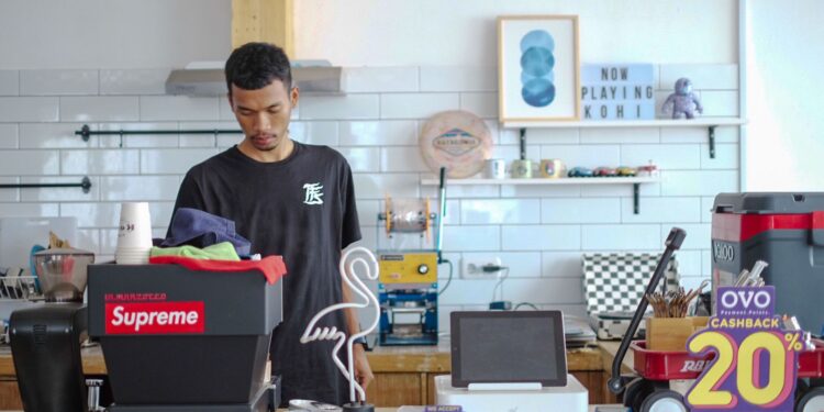 Strategic skills convert job offers into counter‑offers