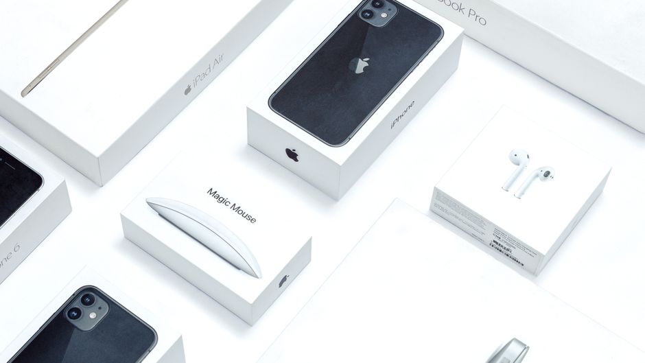 Apple's AI Strategy Excluded from Trump's Guest List