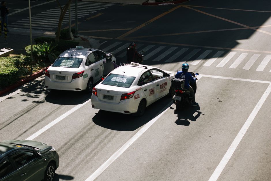 Robotaxi operators will face fines for blocking first responders