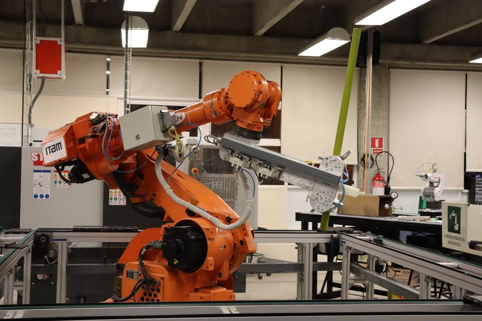 Divergent Targets Faster, Cheaper Defense Production