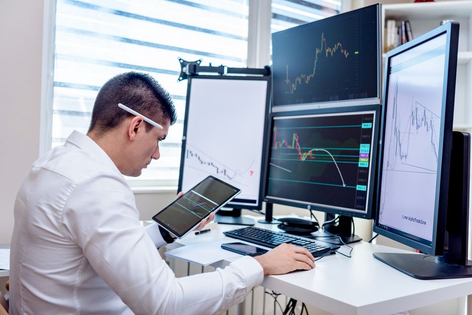 The Powerful Yet Fragile Force Propping Up Stocks and the Economy | Career Outlook