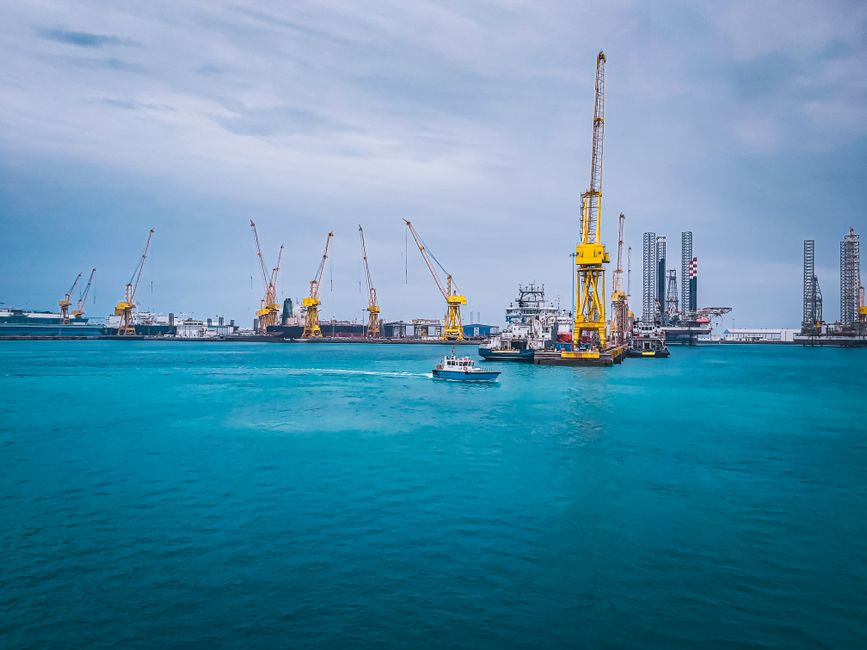 Gulf Attacks Escalate Tensions, Impacting Energy Trade Dynamics