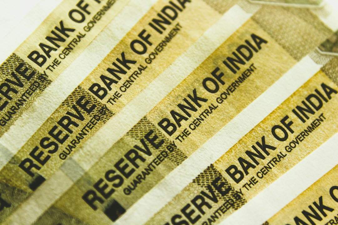 Repo Rate Hike Shapes Financial Analyst and Broker Roles