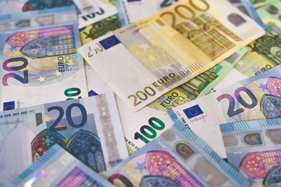 German Economy Growth Shapes Investments, Hiring Trends