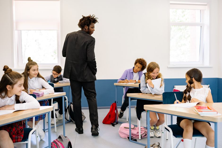 US Teachers Move More Work into Class as AI Spreads