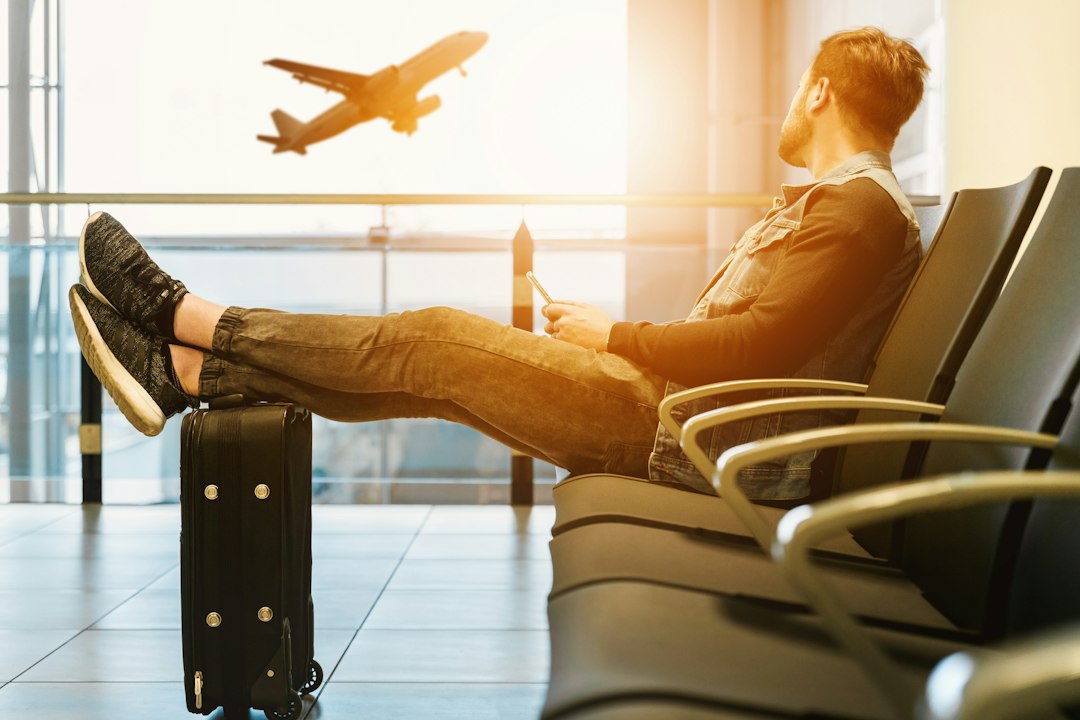 Travel Agent Side Hustle Faces Fee Criticism